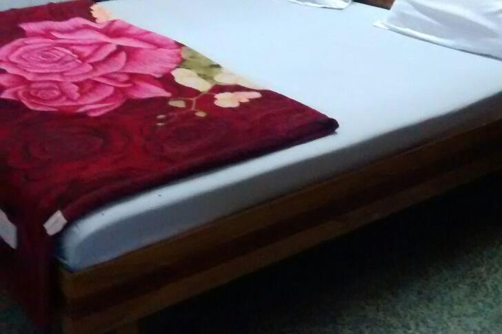 New Apsara Lodge Ongole Bagian luar foto